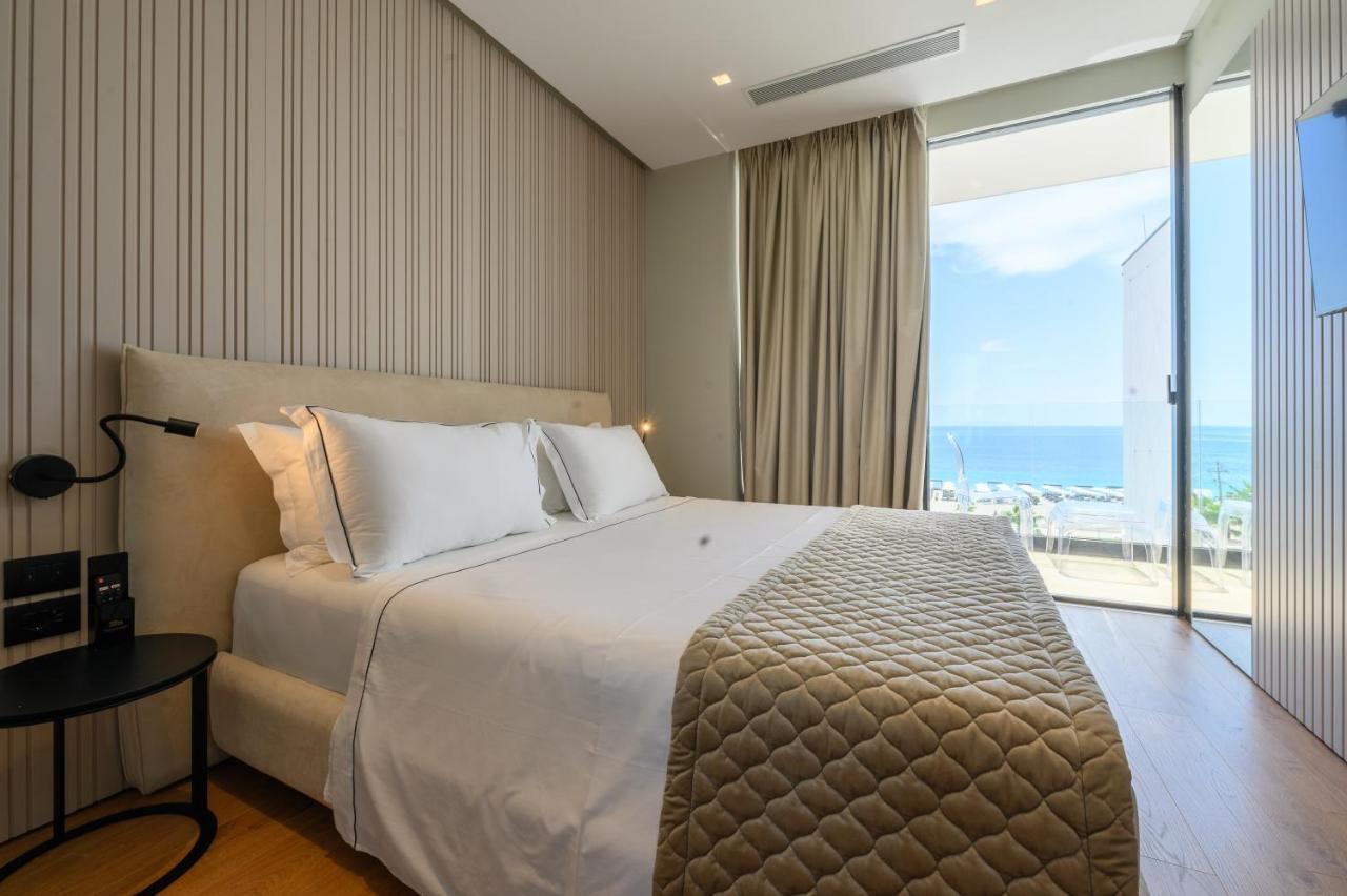 Hotel Miamar Luxury & Himare